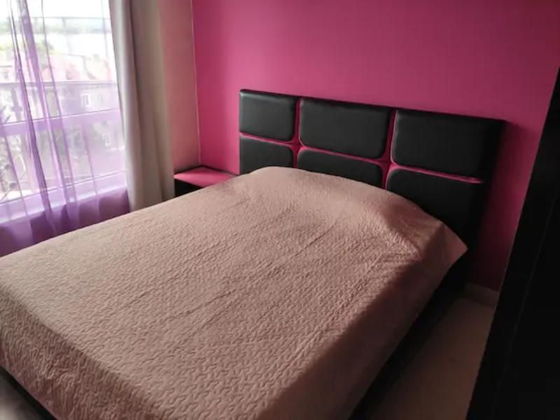 Дава се под наем Двустаен апартамент в Варна, Аспарухово - 68 кв.м за 425 € - Снимка #2