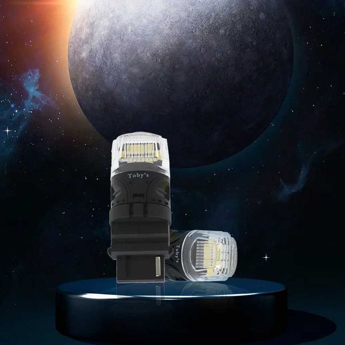 Комплект 2 LED крушки-T20, 21W, 16 SMD една светлина.