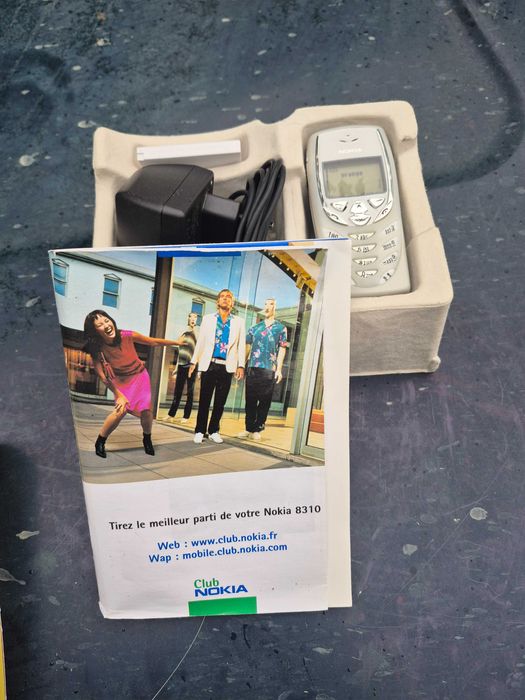 Nokia 8310 Reconditionat  NOU la cutie (fullbox)