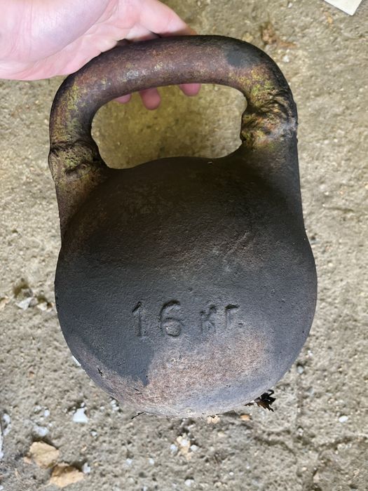 Гиря 16кг хорошое состояние