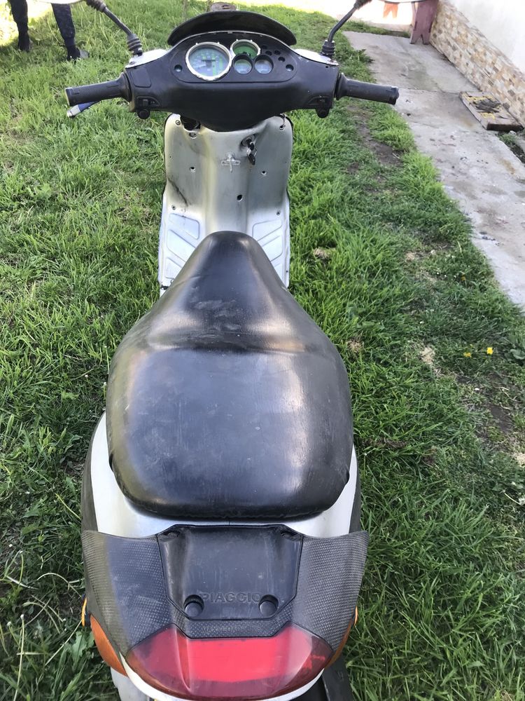 Scuter Piaggio NRG