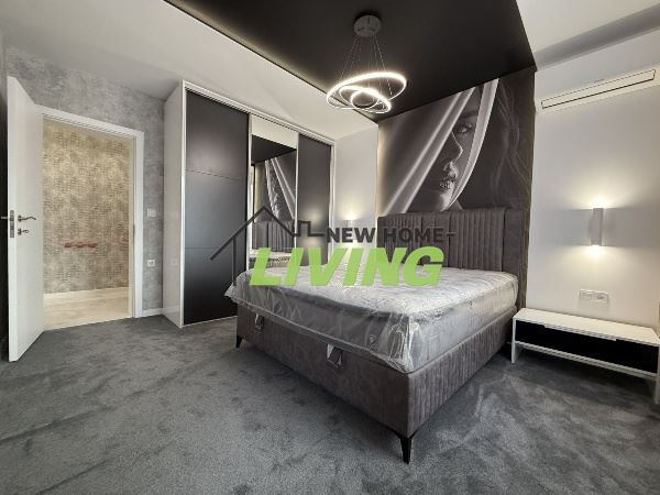Продава се Тристаен апартамент в Пловдив, Остромила - 118 кв.м за 1992 €/кв.м - Снимка #5