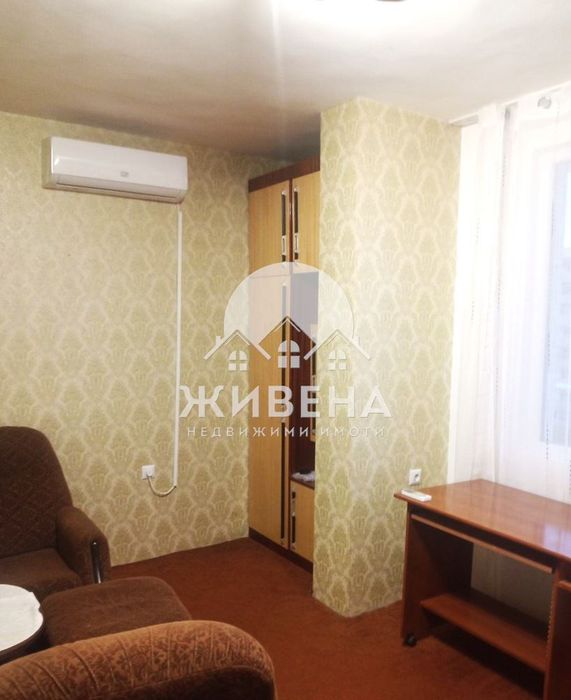 Дава се под наем Четиристаен апартамент в Варна, Център - 120 кв.м за 767 € - Снимка #2