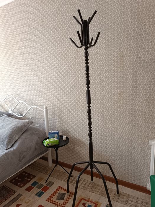 Вешалка напольная 8000 тенге