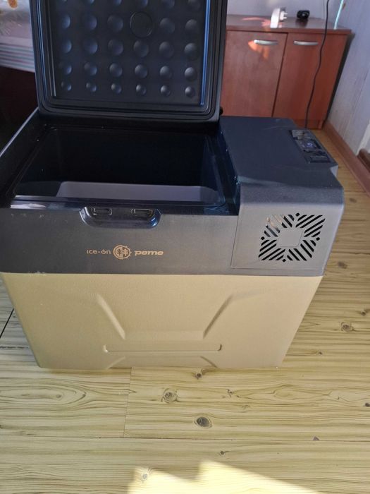 Peme - мобилен хладилник с компресор.
