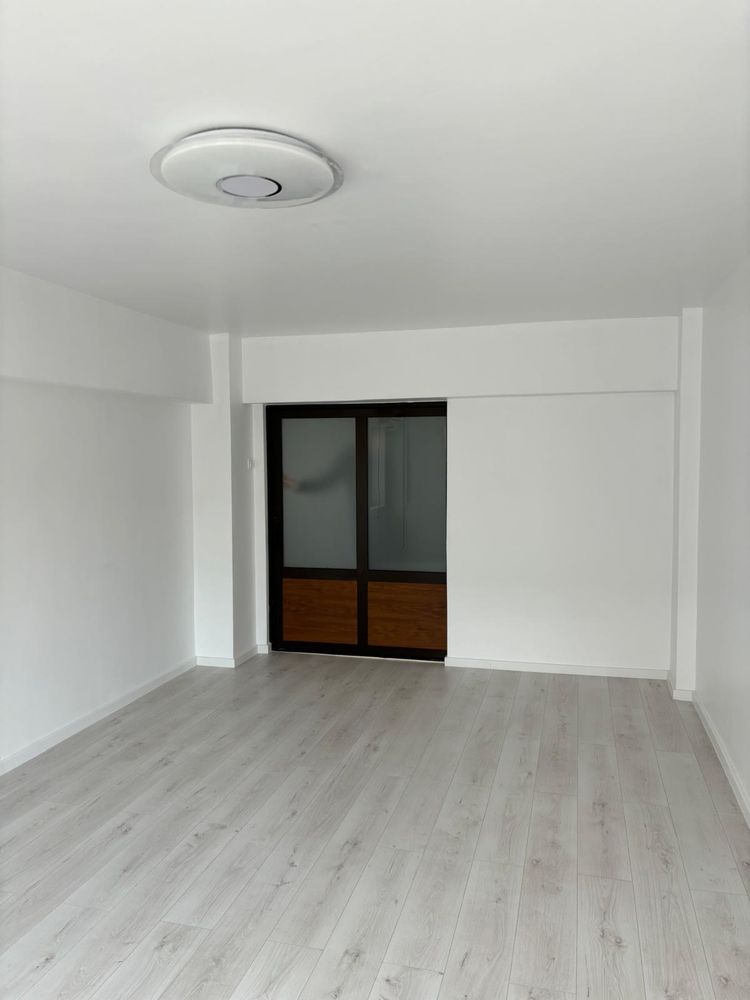 Apartament decomandat stradal bld Unirii