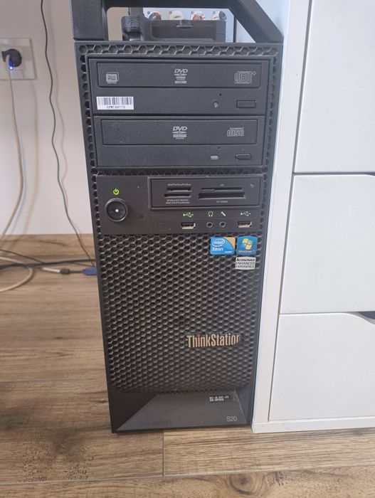 Работна станция Lenovo S20