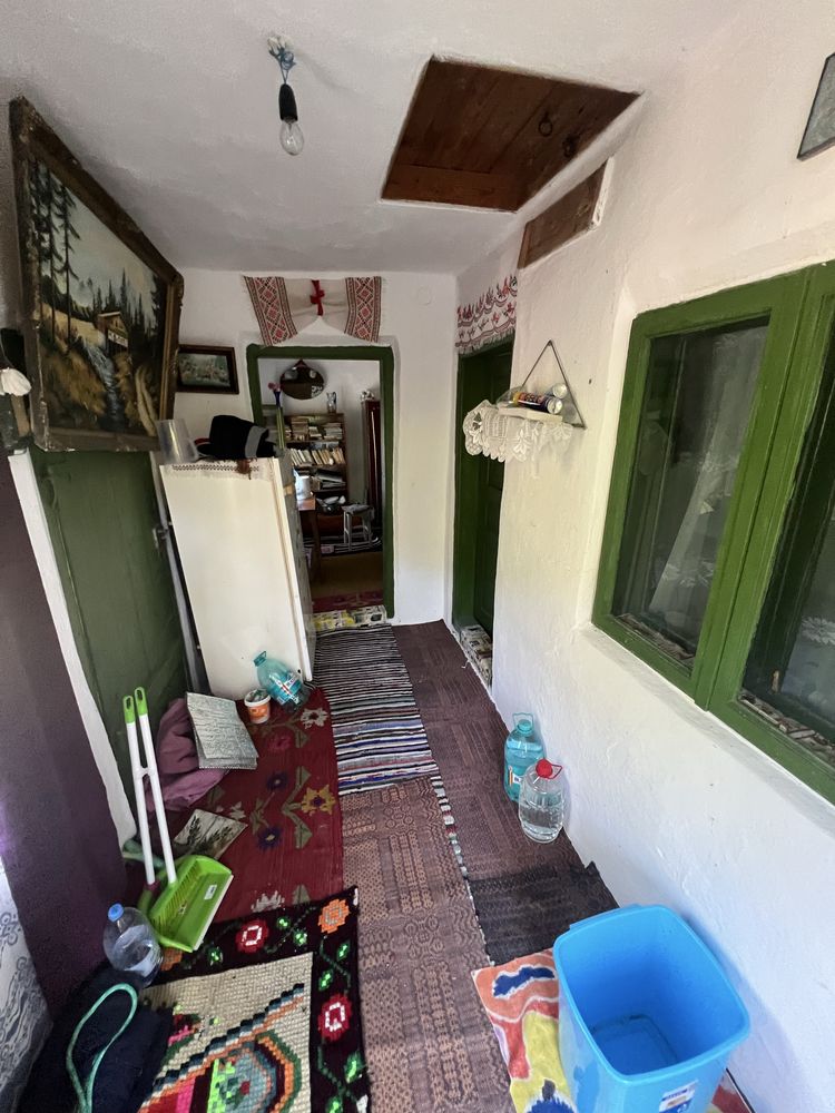 Casă batranească + 1700 mp