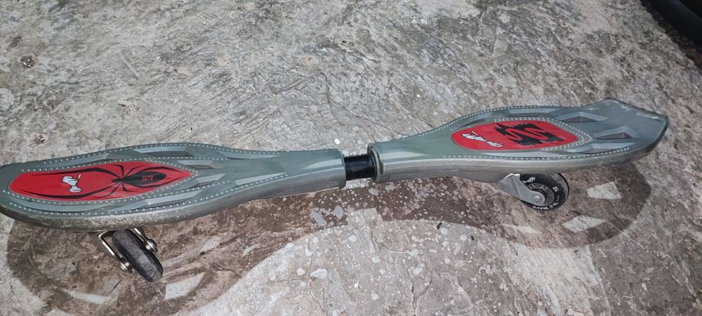 Waveboard folosit in stare buna