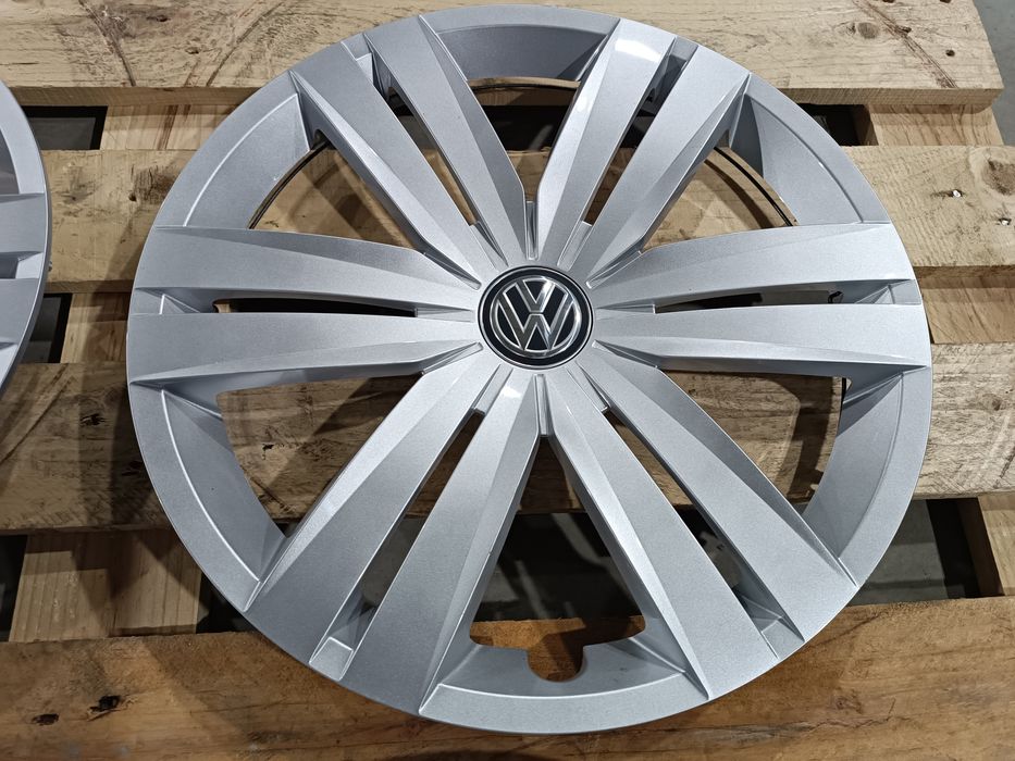 Чисто нови оригинални тасове VW 16 цола