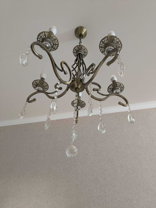 Продам люстру стекло в идеальном состоянии