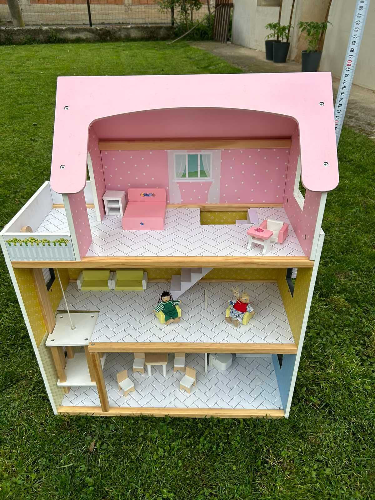 Детска къщичка масив