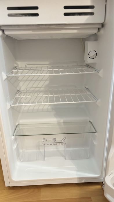 Хладилник Ариели