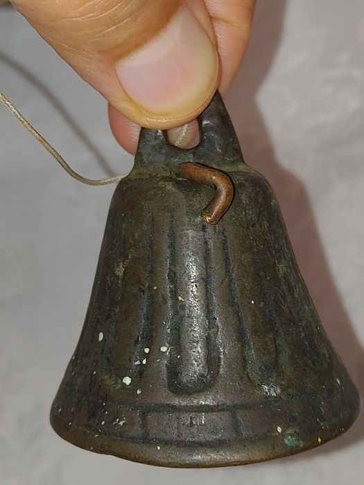 Стари Бронзови Звънчета, Камбанки