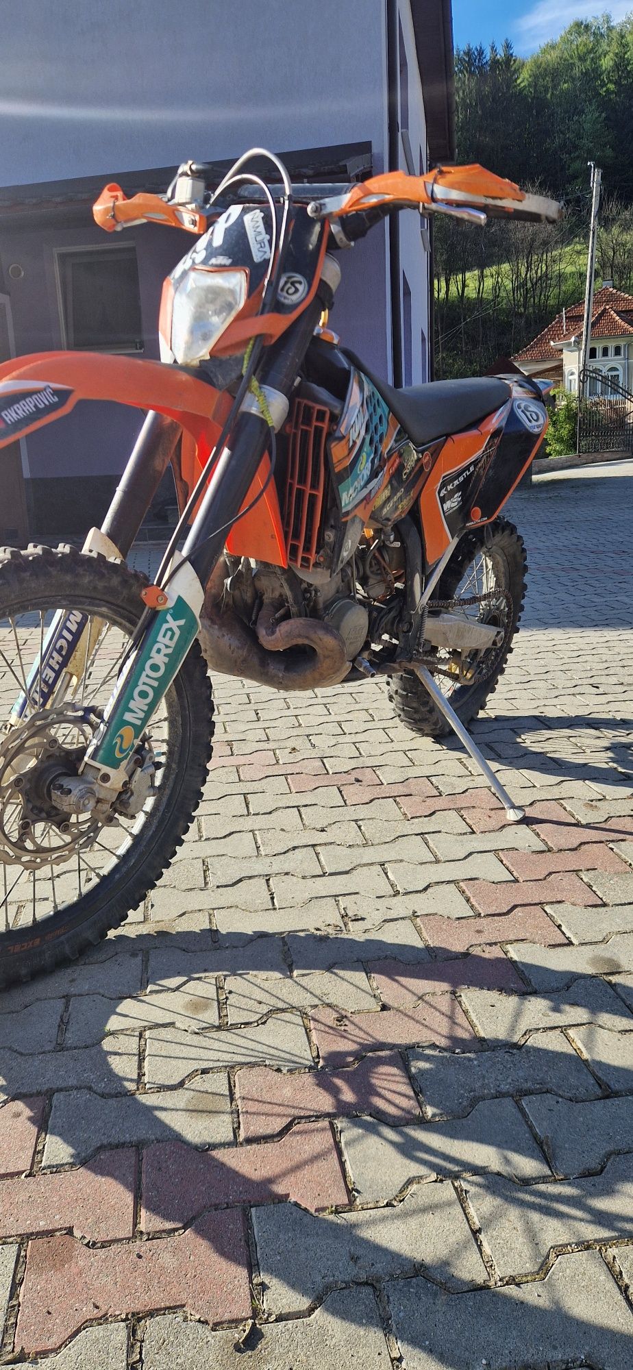 Vând KTM exc 200 2t.