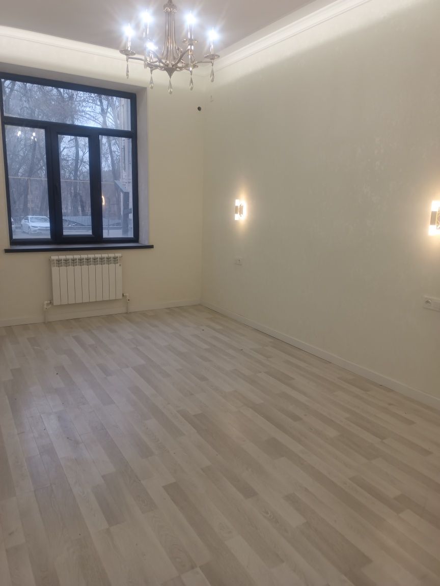 Продаётся 2 комнатная квартира на 1 этаже