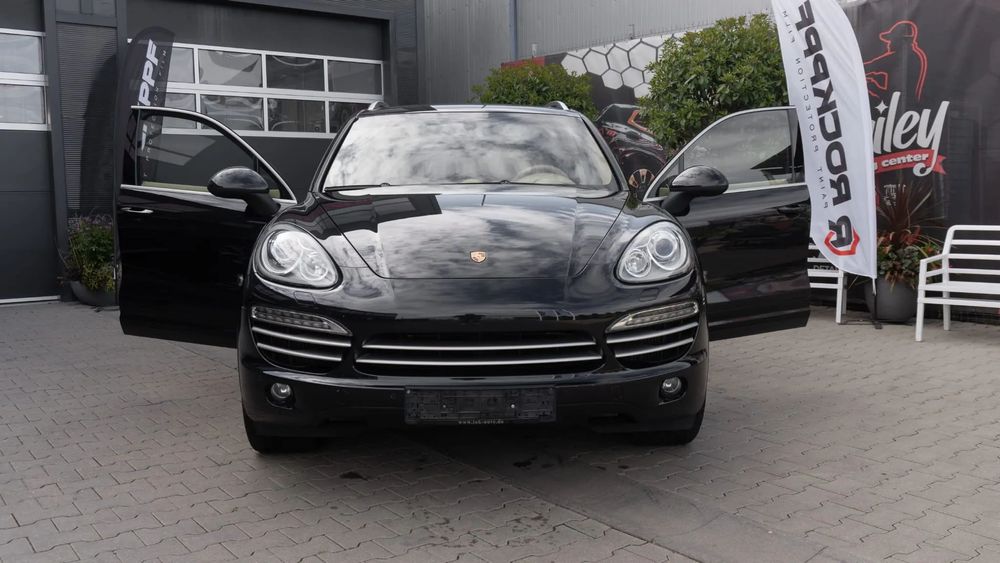 Porsche Cayenne Porsche Cayenne 3.0 V6 Diesel • 2014 • 94.800 km