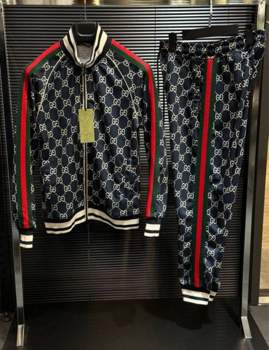 Комплект от 2 части