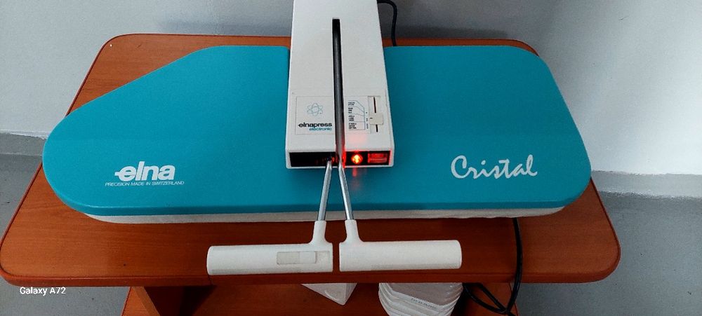 Presă   elna calcat  termocolat.