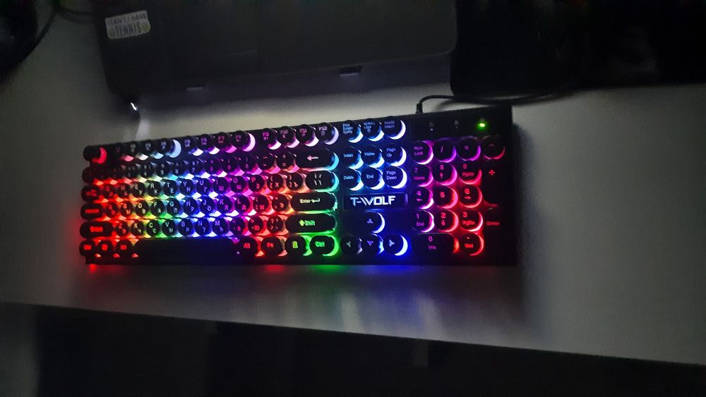 Покупал 2 недели назад в хорошем состоянии