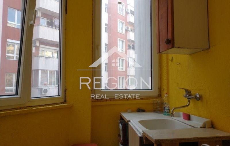 Дава се под наем Едностаен апартамент в Варна, Електрон - 30 кв.м за 306 € - Снимка #6