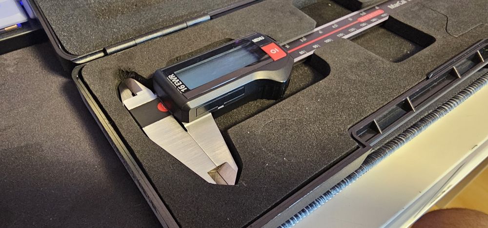 Mahr MarCal 16 EWR. Електронен шублер 150мм ВОДОУСТОЙЧИВ IP67