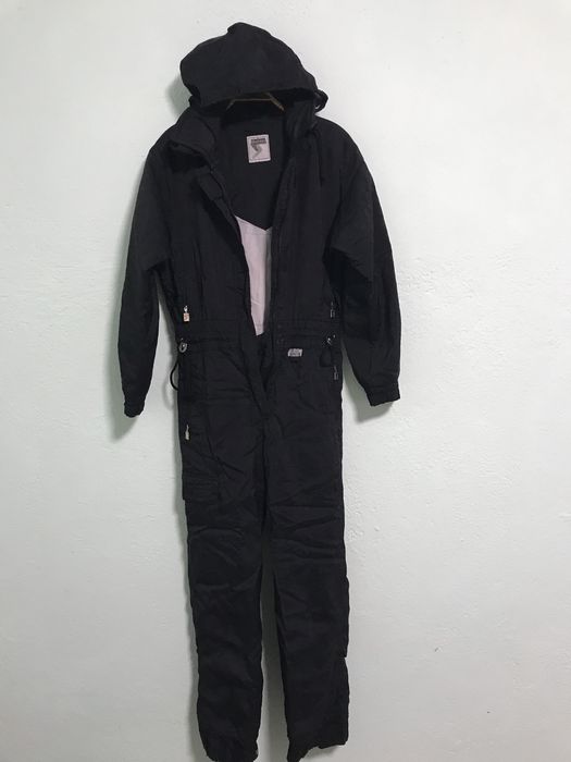 Дамски ски гащеризон с качулка