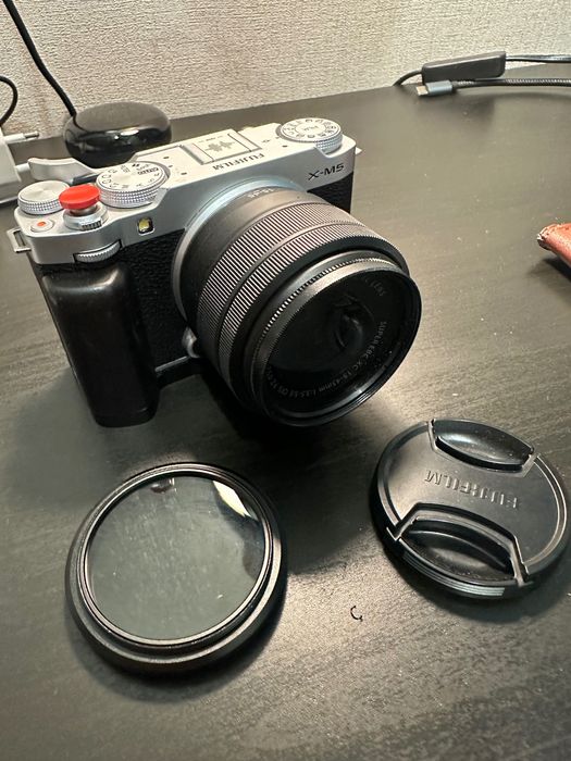 Fujifilm X-M5 kit на гарантии