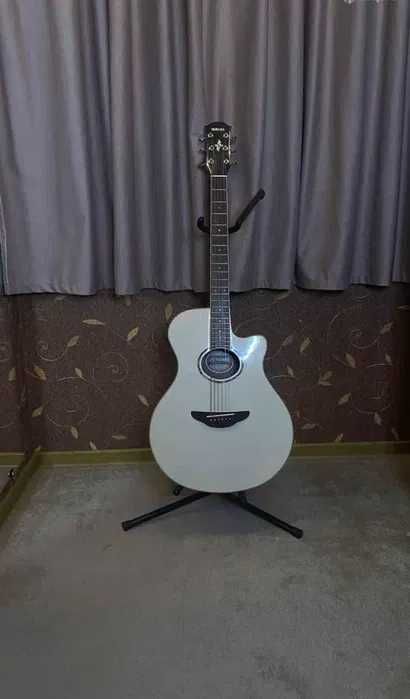 Электроакустическая гитара Yamaha Аpx600