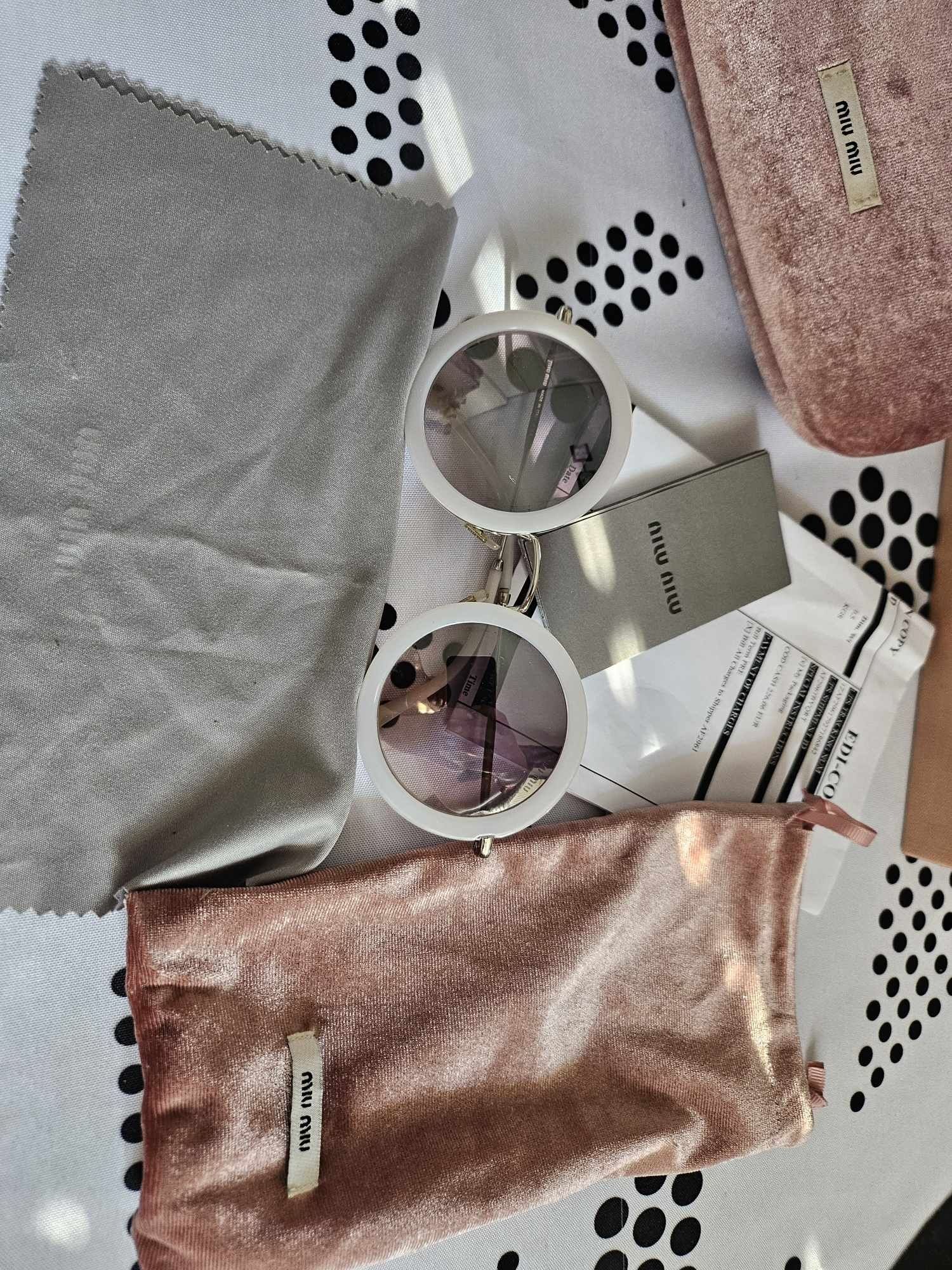 Слънчеви очила miu miu оригинални