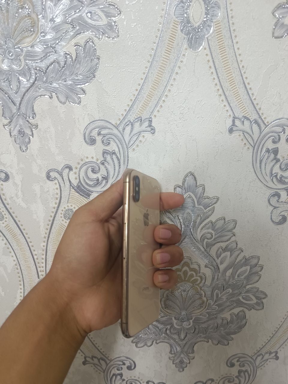 IPhone xs srochna sotlad