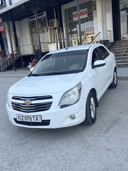 2015 yurgani 157000 kiraska oldi kapot orqa eshikda bor balon yangi 90