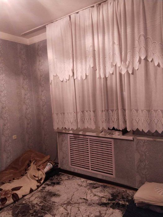 СРОЧНО ПРОДАЁТСЯ 3-комнатная квартира, 3 XONALI UY, M. Ulugbek tumani