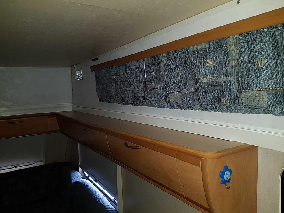 Продавам каравана  Trigano Rubis 380 2006г