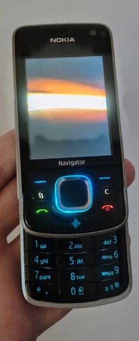 Nokia 6210 Navigator ( liber de rețea)
