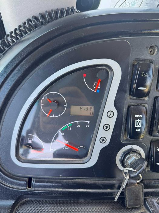 Buldoexcavator JCB 3CX