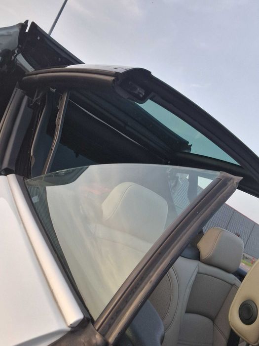 Vând Renault Megane Cabriolet EZ1S06