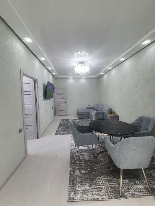 Продам квартиру на Буюк Ипак Йули 2в3/5/5 Евро ремонт с мебелью и тех.