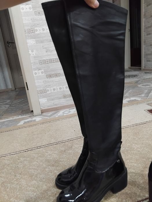 Продам женские ботфорты