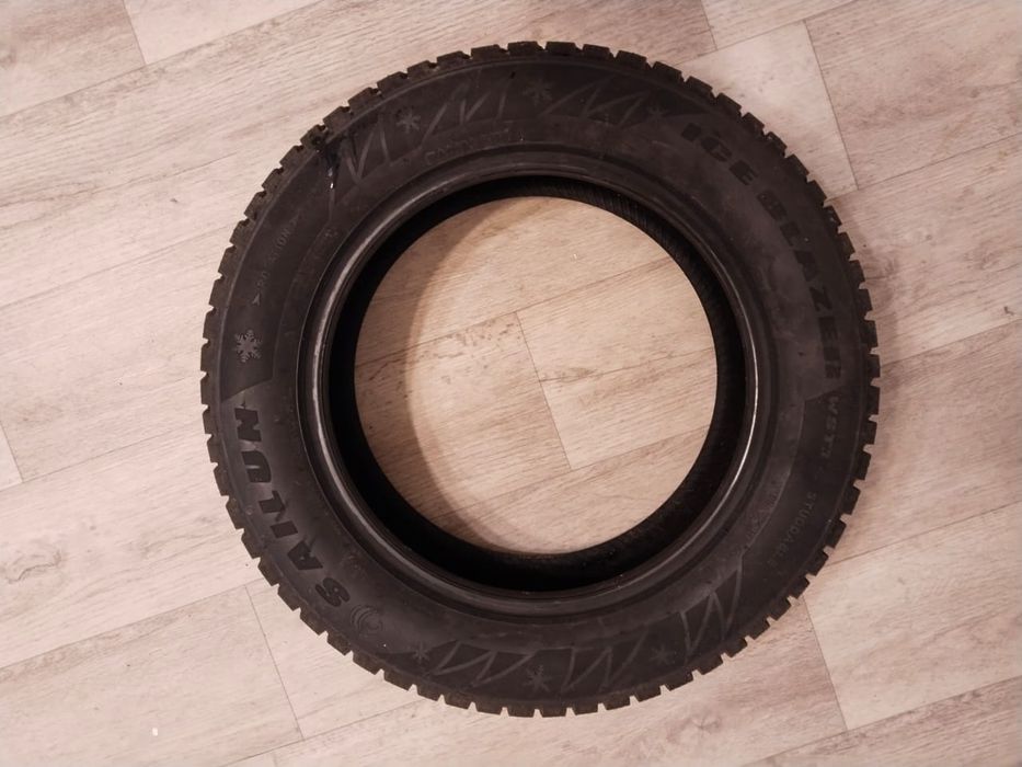 Продам зимние шины, новые. 205/ 60/ R 16./