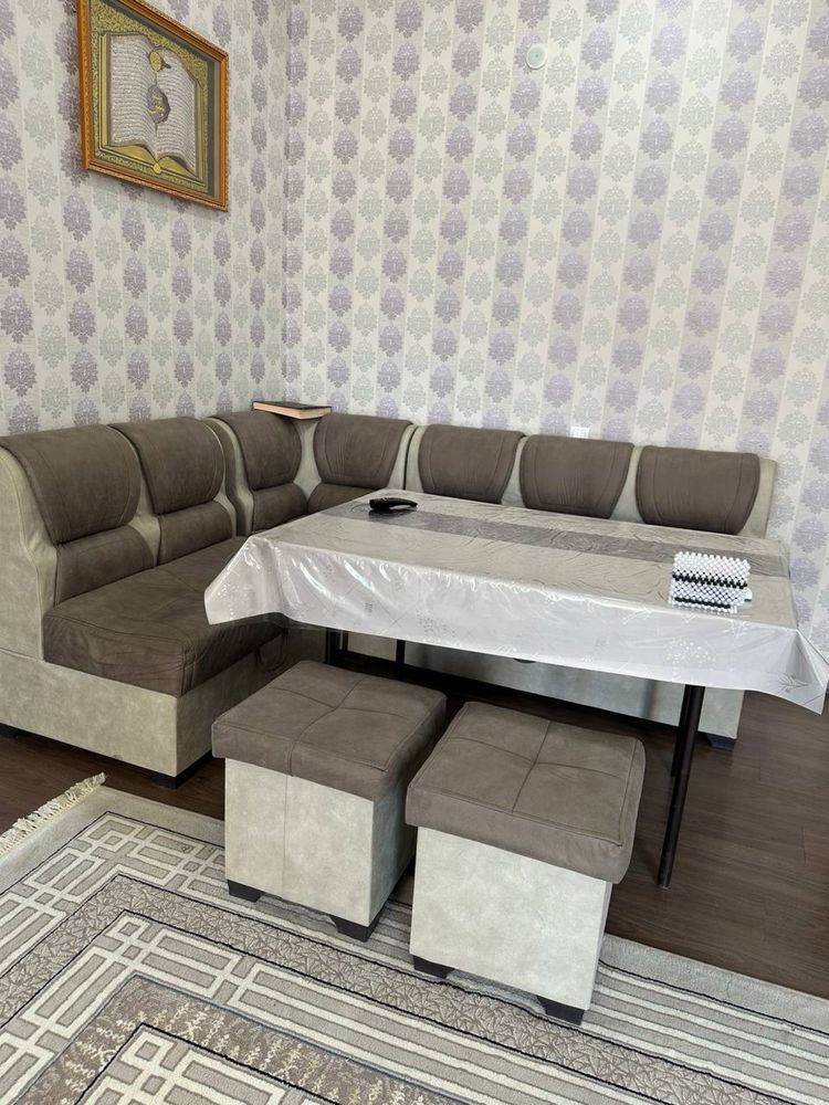 Ковер в гостинной 150$ и ковер на кухне 100$