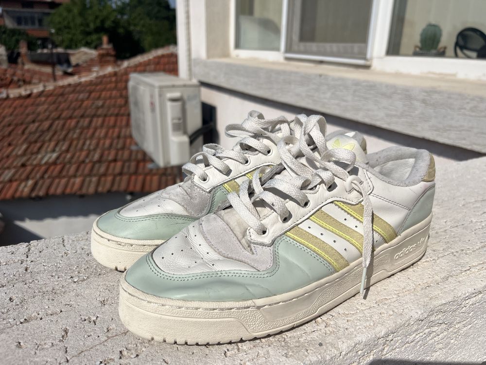 Adidas Forum Low 44 2/3