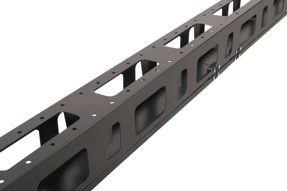 Вертикальный кабельный органайзер, 95х70мм, 42U
