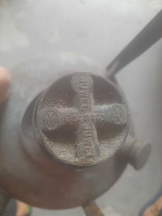 Стар бронзов котлон