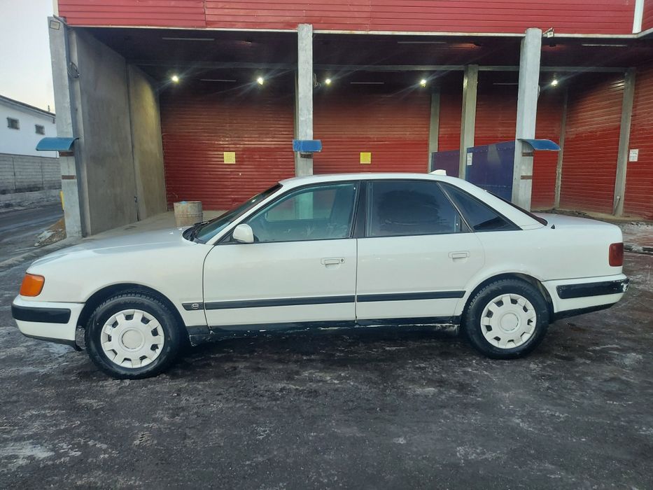 Ауди с4 1994 ж 2.6 автомат