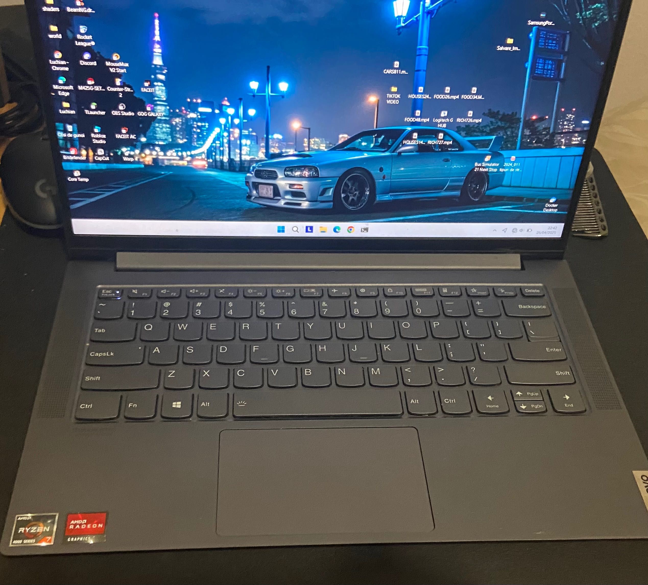 ‼️Laptop Lenovo Yoga slim 7 + Suport‼️