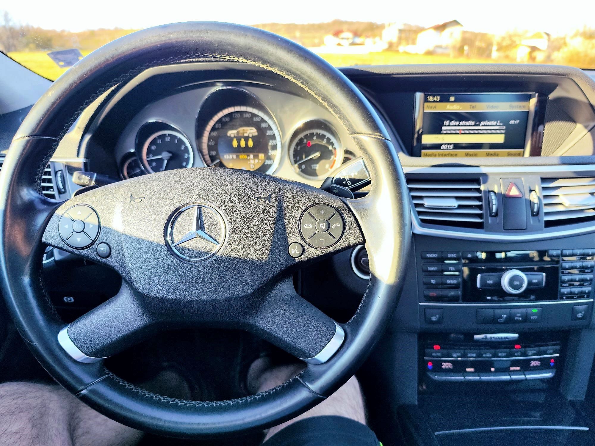 Mercedes E350cgi 4matic 306кс