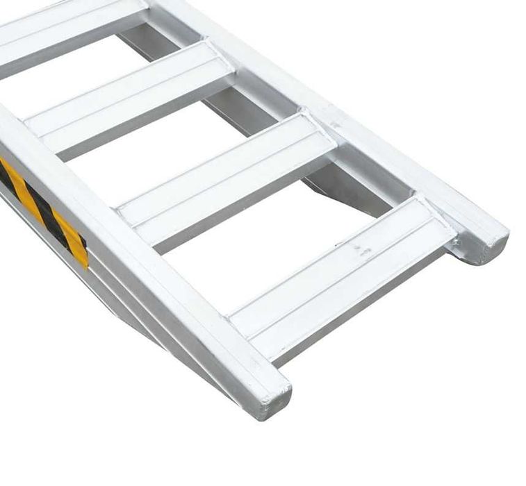 Set rampe aluminiu 4.5 tone pentru incarcare/descarcare 400x45x14.2cm