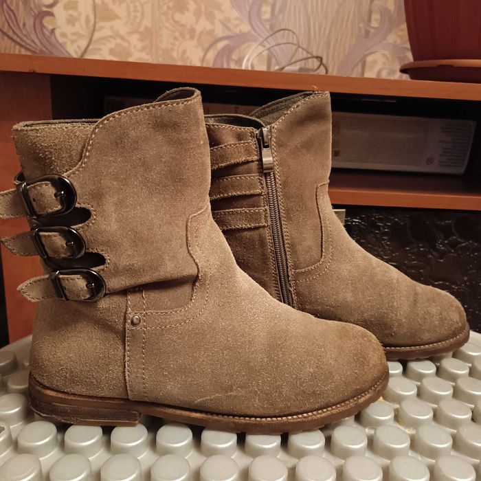 Продам ботинки(полусапожки) женские зимние в хорошем состоянии