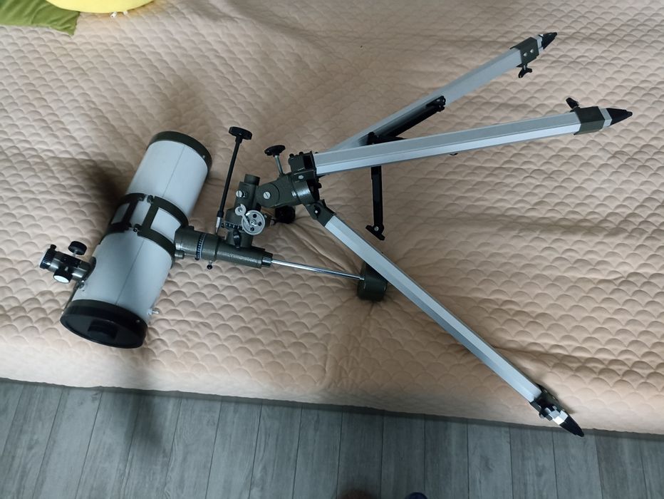 Продам телескоп для наблюдения за звездами